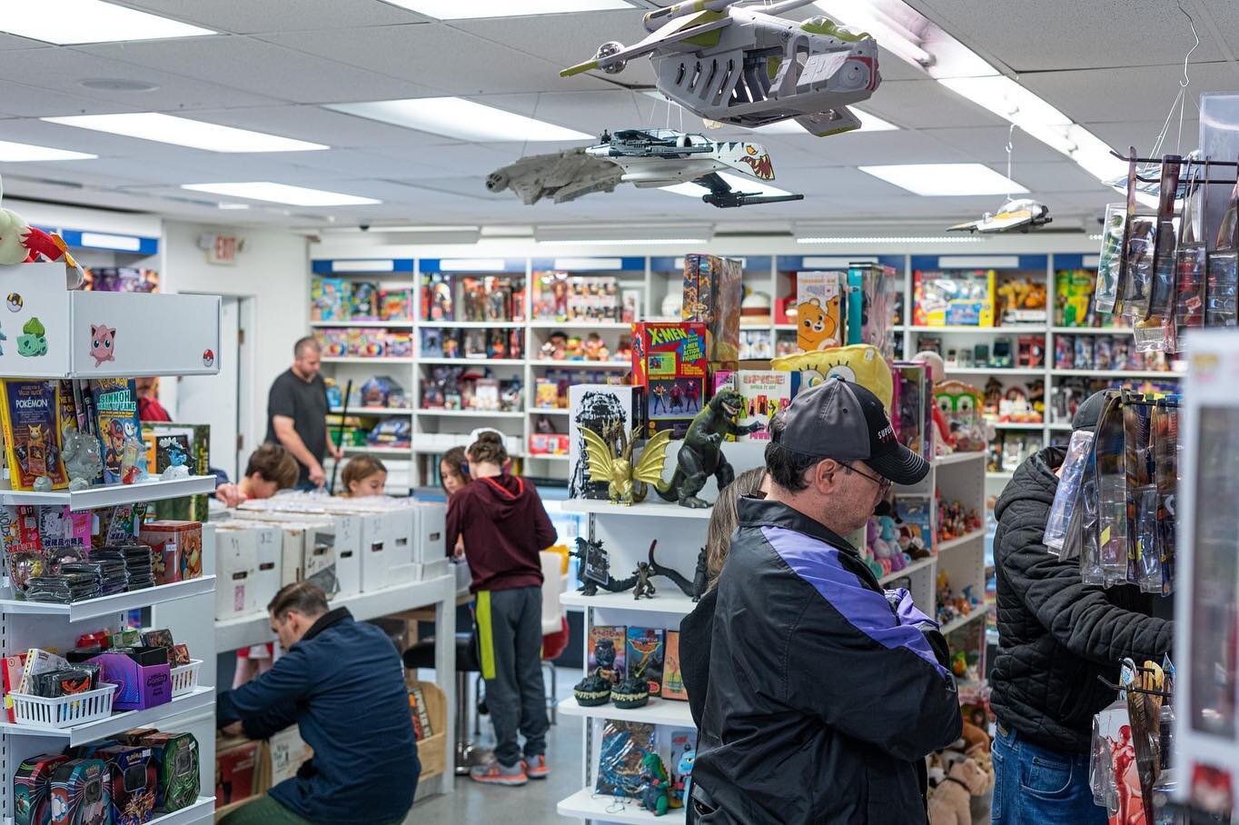 @jayhawkcoinsgamesandmore wants to thank everyone who came out this weekend for #blackfriday and #smallbusinesssaturday 

#jayhawk #coins #games #more #videogames #actionfigures #vintagefigures #games #toys #funko #funkopop #pop #pops #comicbooks #ca
