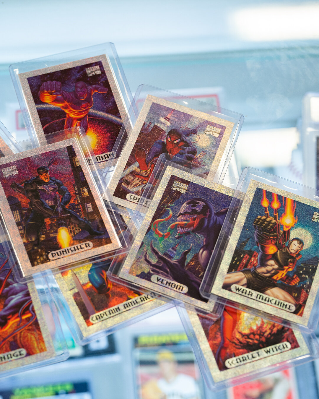 Who still has a stash of Marvel Trading Cards? 👋🏽👋🏻👋🏾