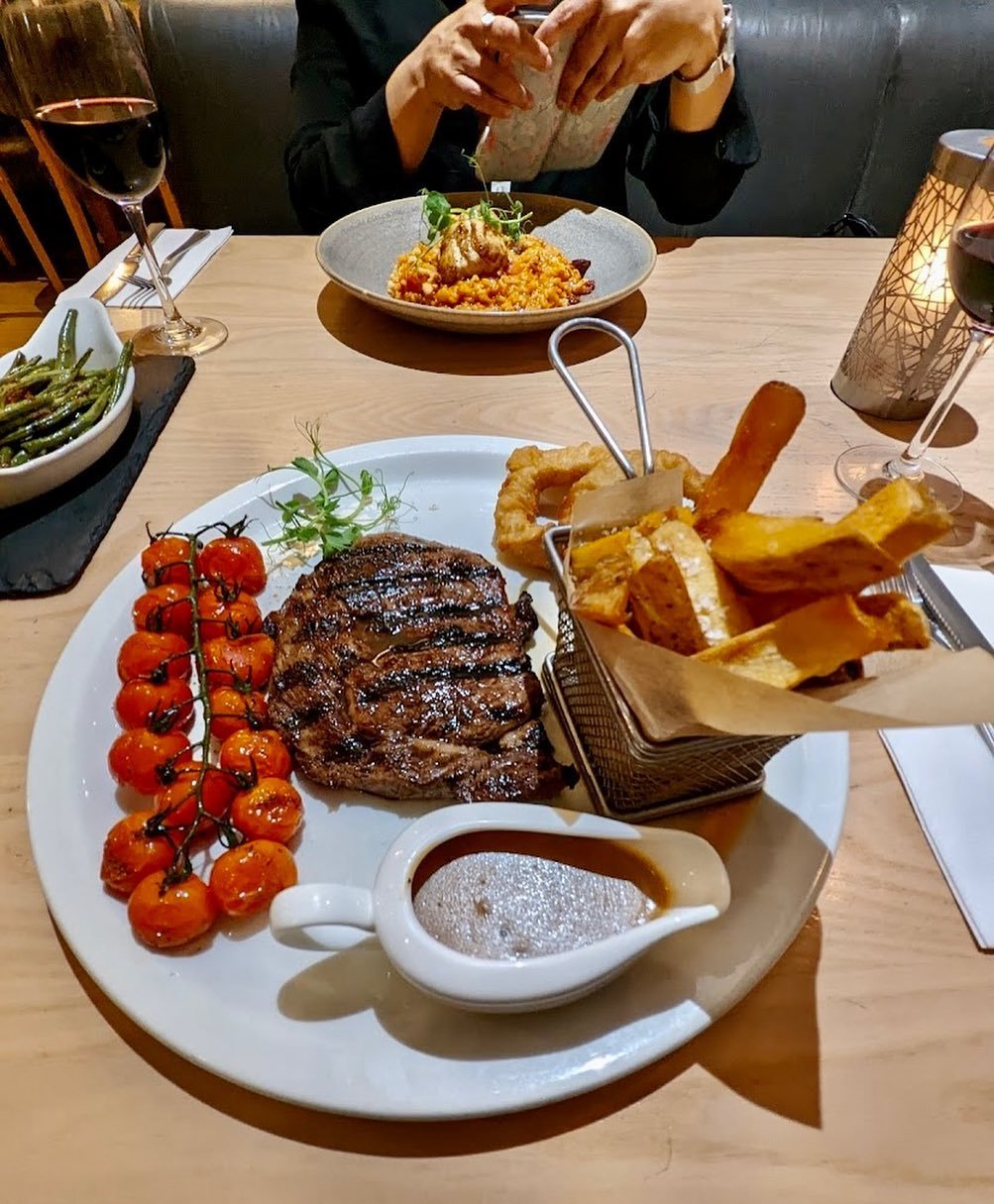 Have you tried our 10oz Ribeye Steak? It never disappoints 😍 give it a try on your next visit 🥩