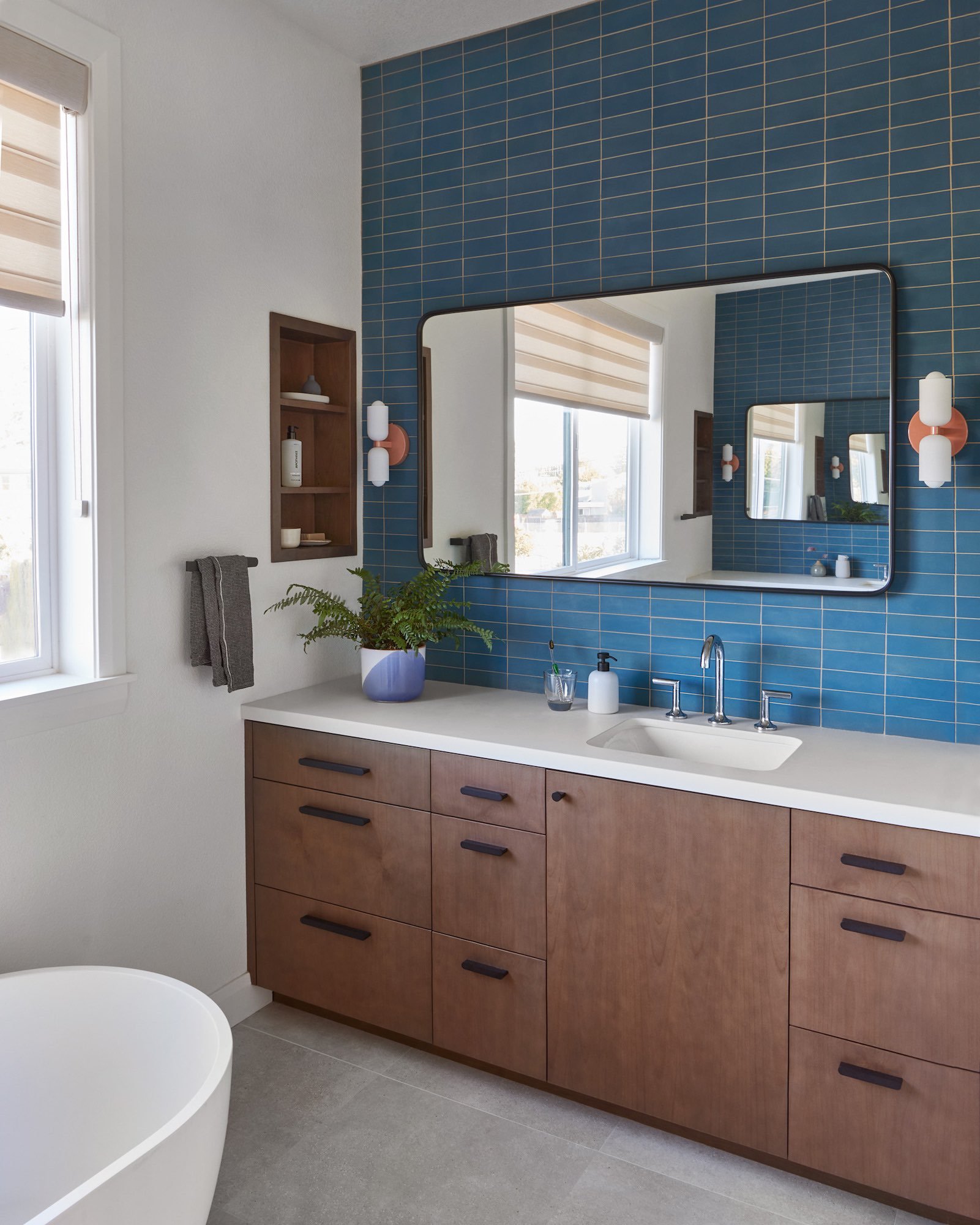 Memmo-SF Bay Area Interior Designer-Campbell_Modern Bathroom.jpg