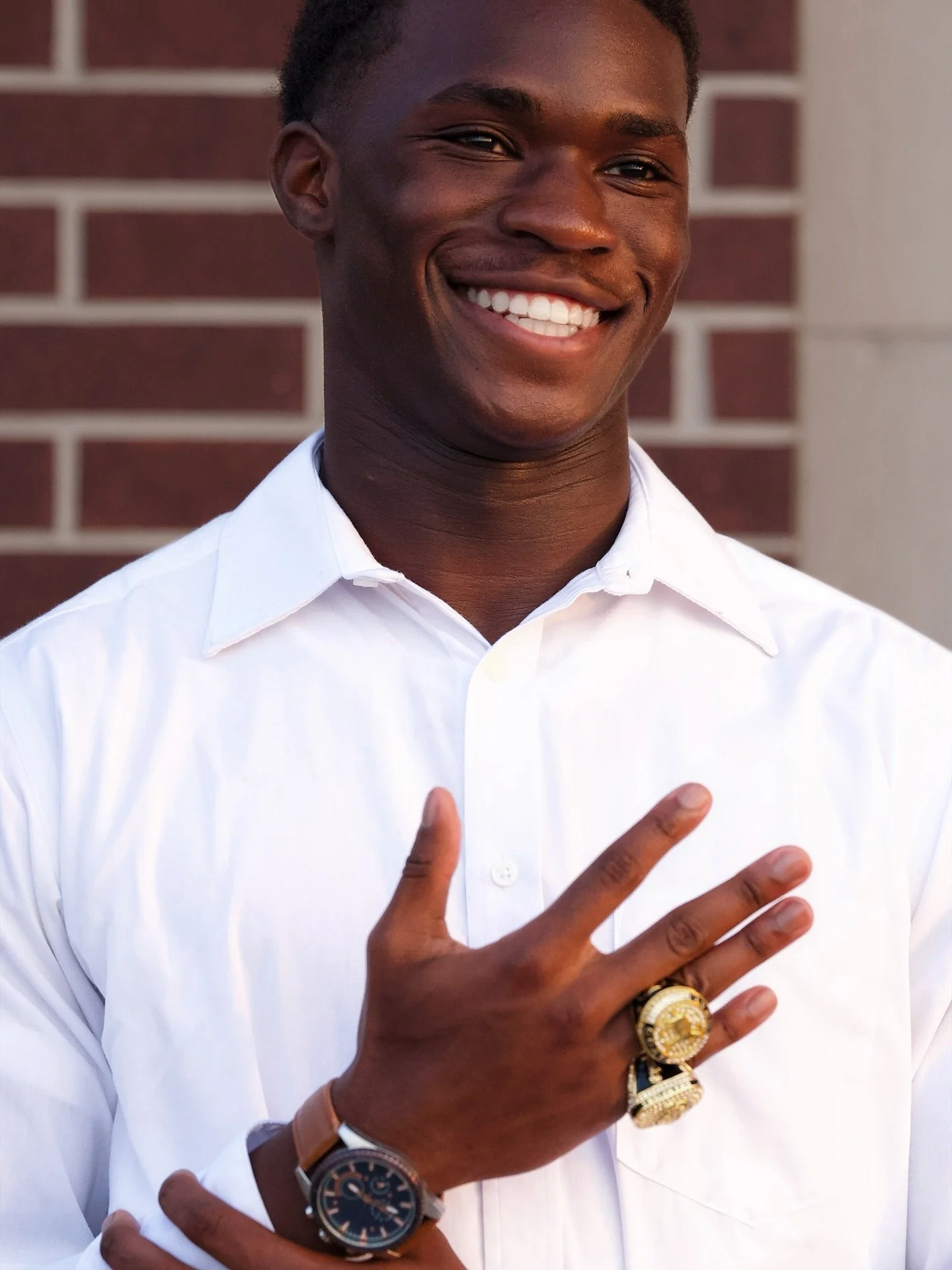 Emergency photoshoots are some of the most &ldquo;lock in&rdquo; situations I have the honor of capturing. We had exactly 6 min. of light left outside -no flash no warning no time to edit- just a family needing pictures for registration and lil ol me