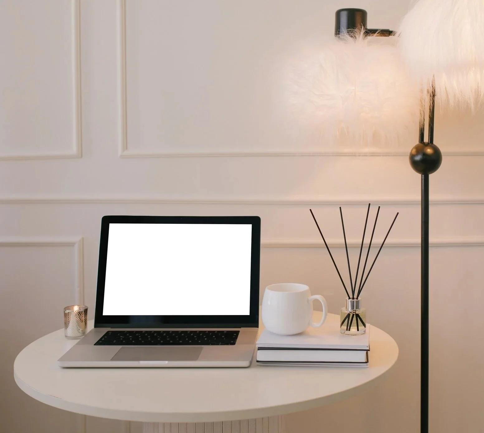 Erika Lopez, relationship therapist in Hermosa Beach