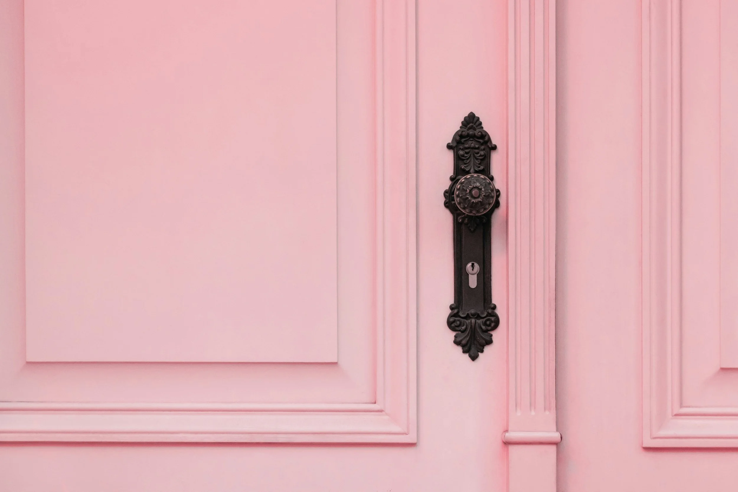 pink-door-relationship-anxiety.jpg