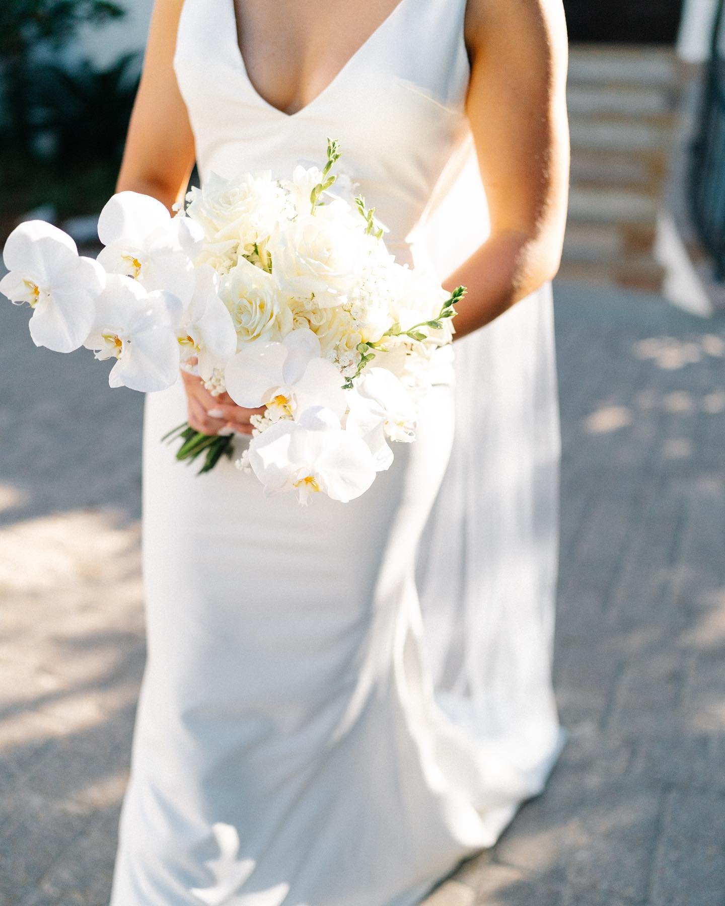 Some of my favorite wedding weekend moments of Alex + Miles 🤍

@destinmobilemakeupbox 
@royaldestinations30a
@ourgreenhouseflorals
@lukestory1
@gbcevents