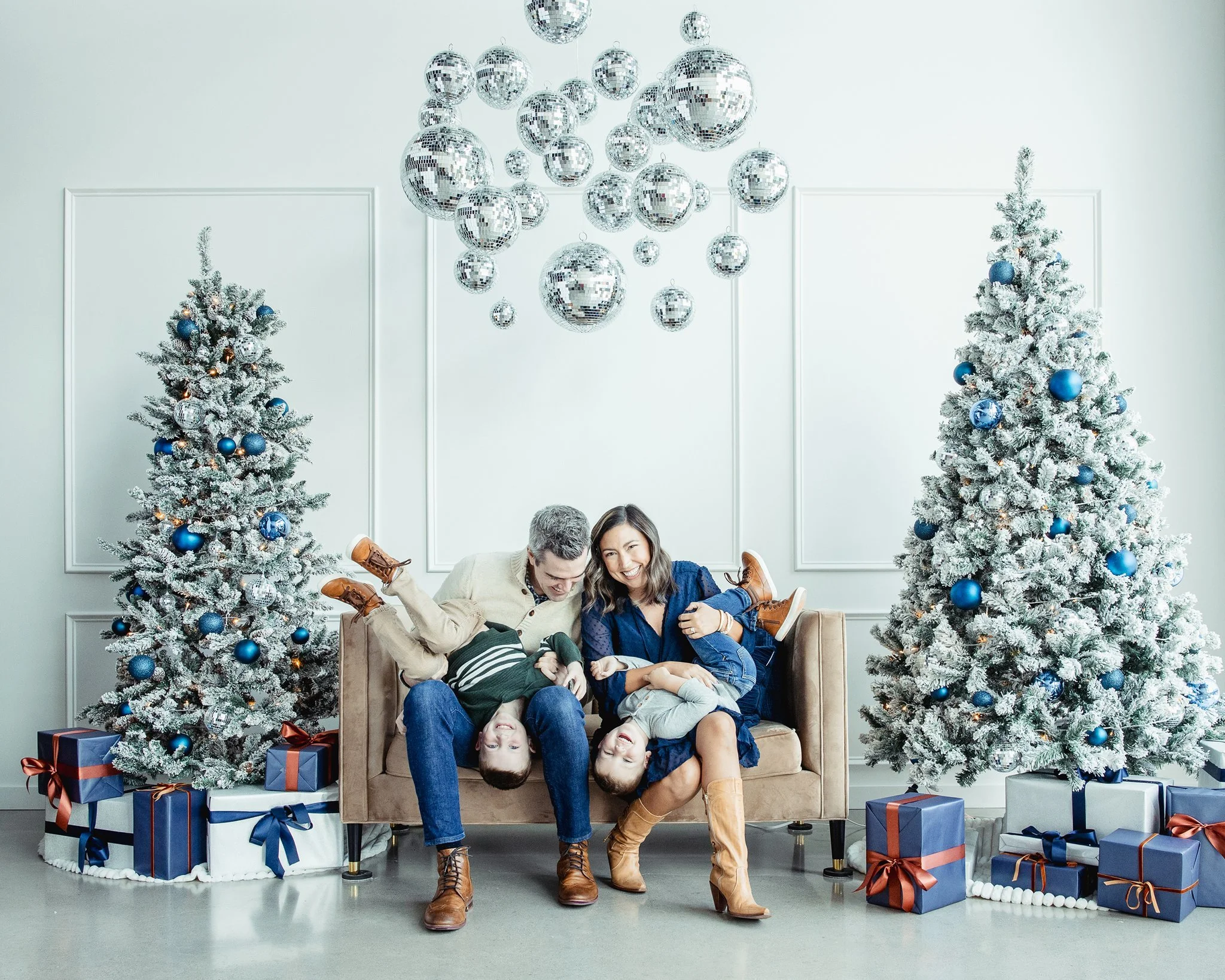 Austin-TX-Holiday-Styled-Sets-2025-37.jpg