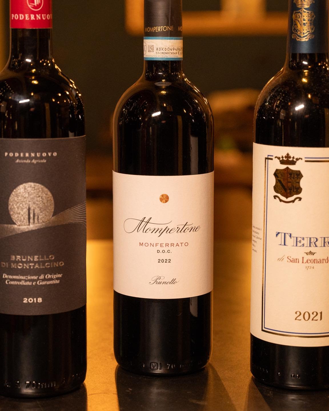 Scopri il piacere di abbinare i nostri vini selezionati alle proposte del bistrot o ai drink del nostro lounge bar.
Un&rsquo;esperienza di gusto pensata per accompagnare ogni momento della serata.

📲 Prenotazioni: 338 564 2424
📍 Tradizione &amp; In