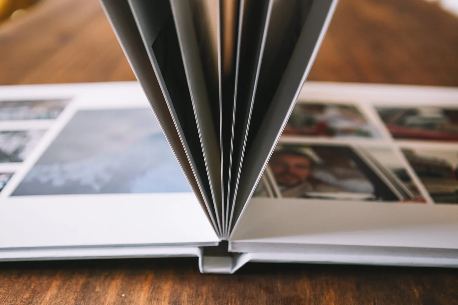 Fotografo de casamento em São Paulo, álbum de casamento personalizado, ensaio de fotos de casamento, lembranças fotográficas de casamento, álbum de noivos, casamento clássico, detalhes de casamento elegante, fotografia documental de casamento