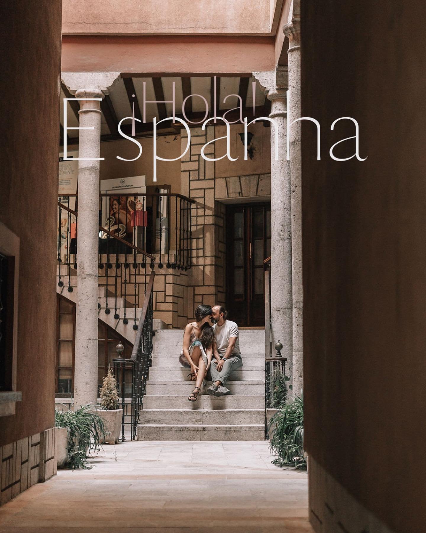 Un &iexcl;Hola! desde Espan&atilde; hoy :)

Ainda tem ensaio da nossa temporada gringa, acredita? E agora &eacute; a vez dos nossos retratos em terras espanholas 🇪🇸 🇪🇸 
Muchas gracias a Sira e Emilio por confiar en nuestro trabajo🤍

We still hav