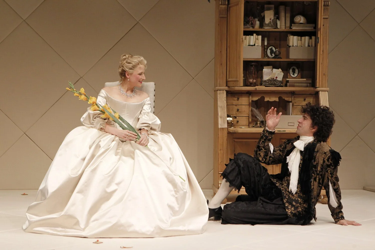 Props & Set Dressing