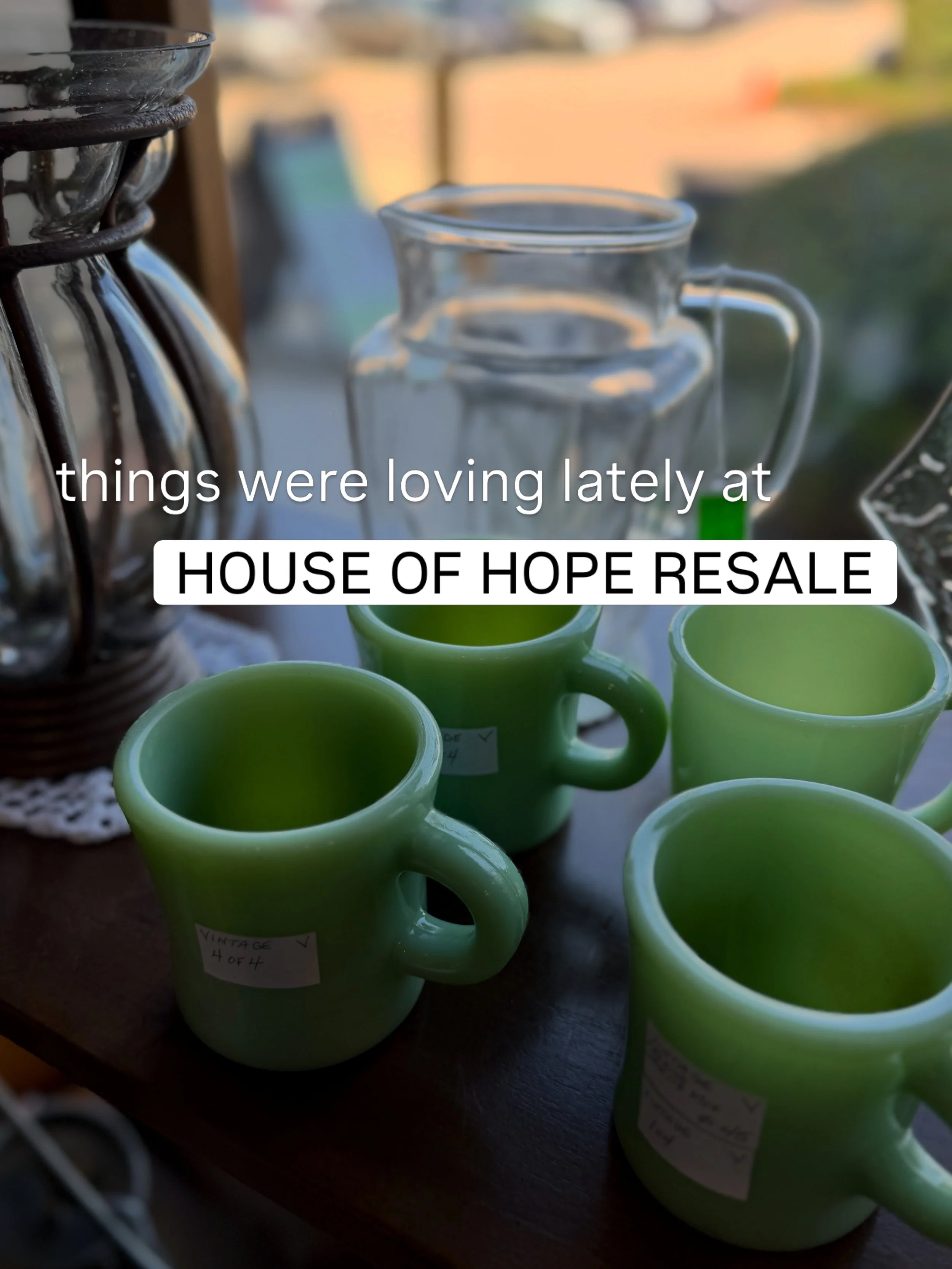 Bits and pieces of our favorites in store this week 💫

Like &amp; comment FAVORITE ⬇️ and we&rsquo;ll send you our catalog.
.
.
.
.
.
.
.
.
.
.
.
#thriftedhome #thriftedhomedecor #collectedhome #arlingtonheights #barrington