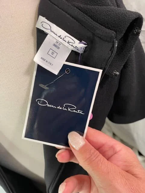 Oscar De La Renta Tag c.jpg