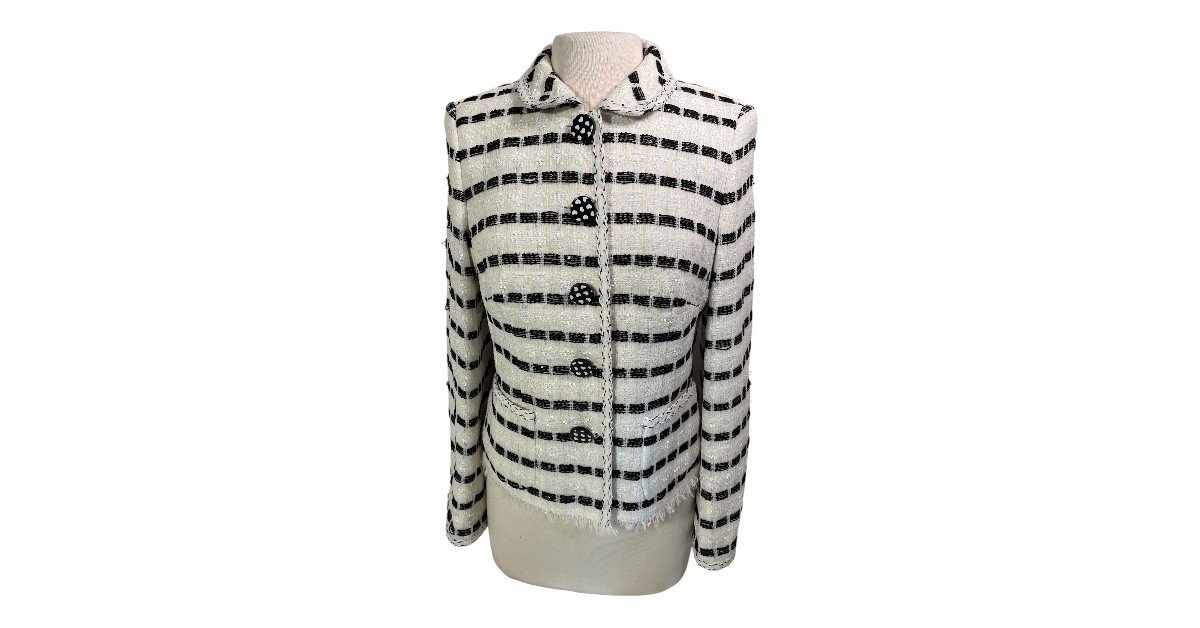 Maison Common Blazer FB 2.jpg