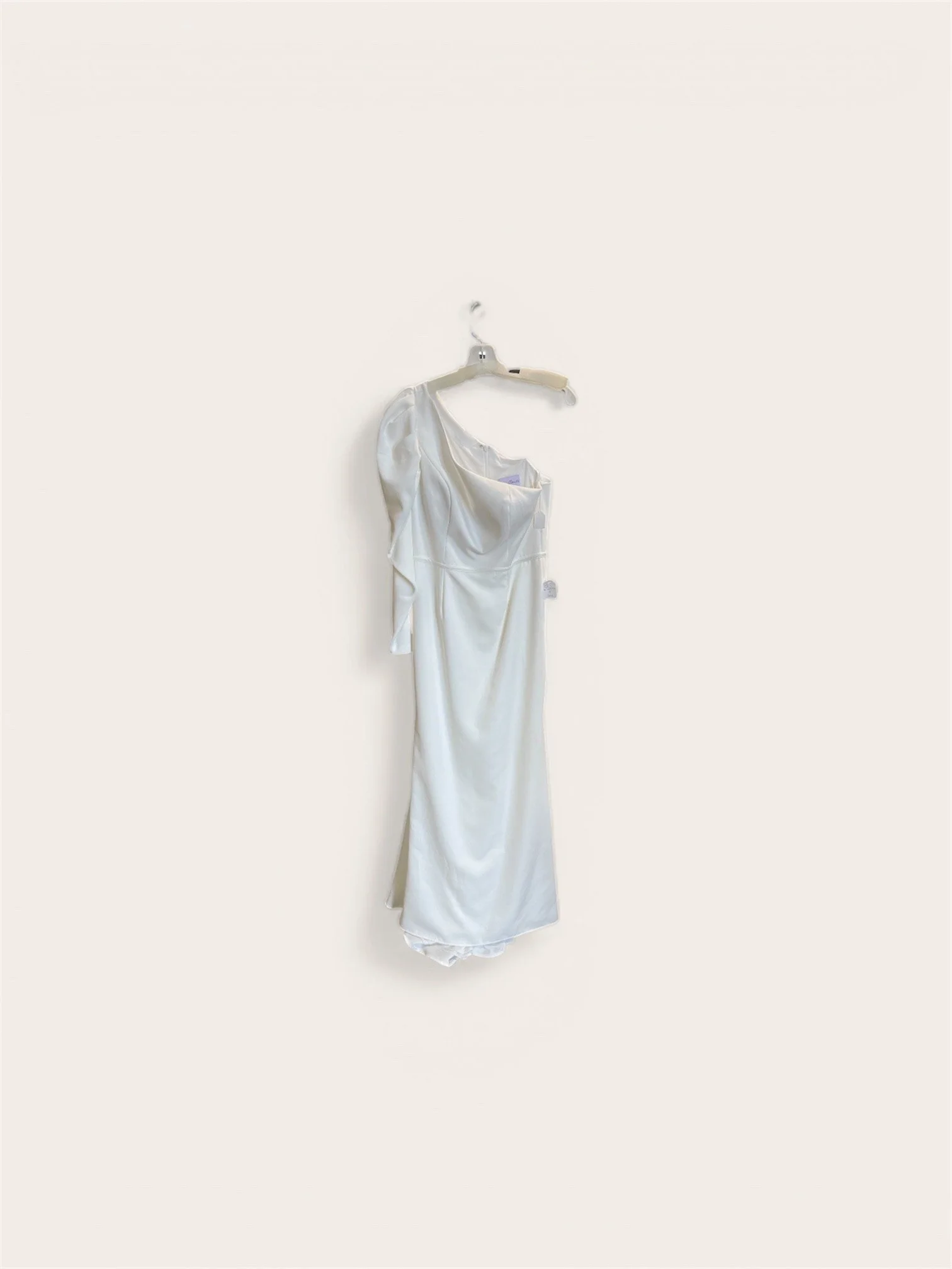 One Shoulder 4.jpg