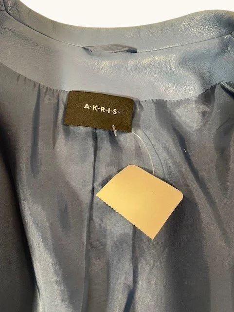 Akris Label 2.jpg