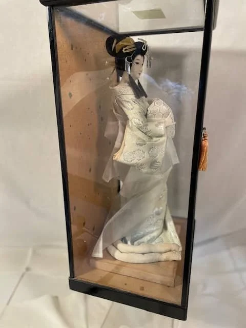 Geisha Doll 4 .jpg