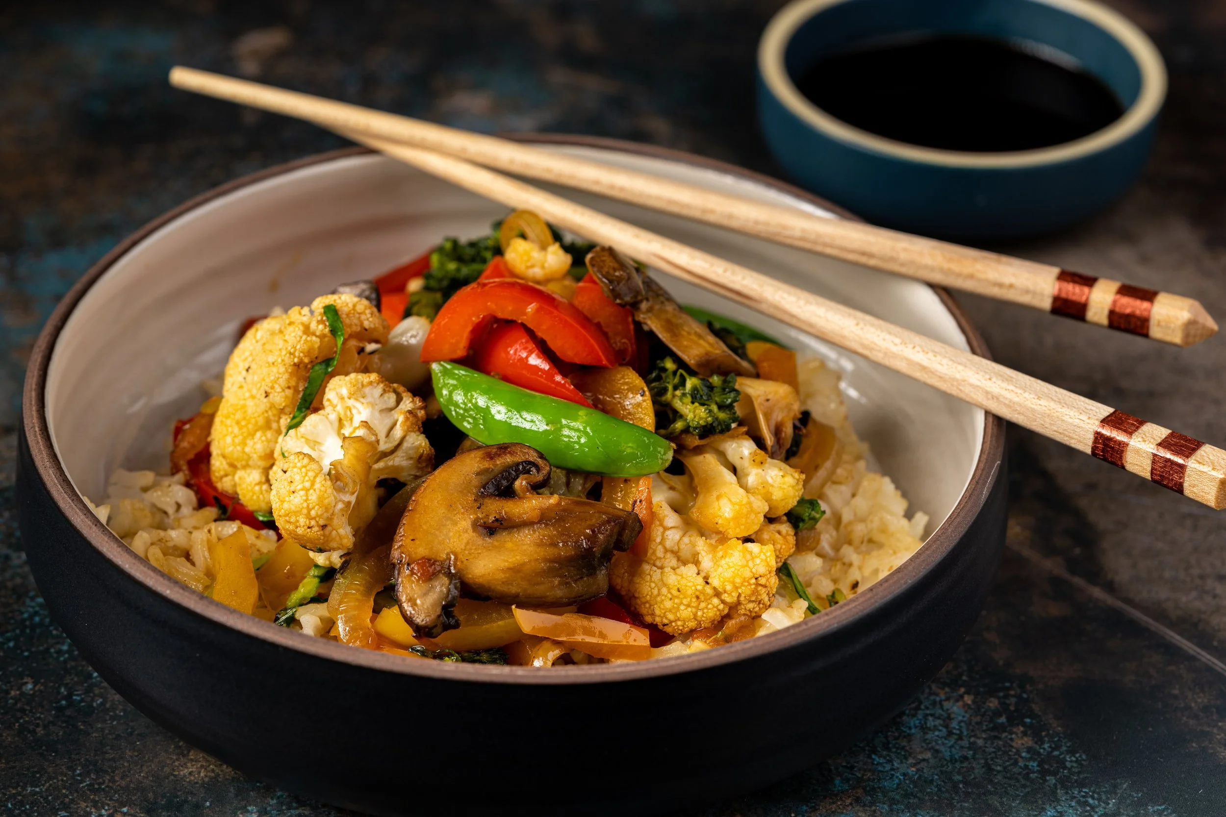 Veggie stir fry with cauliflower rice