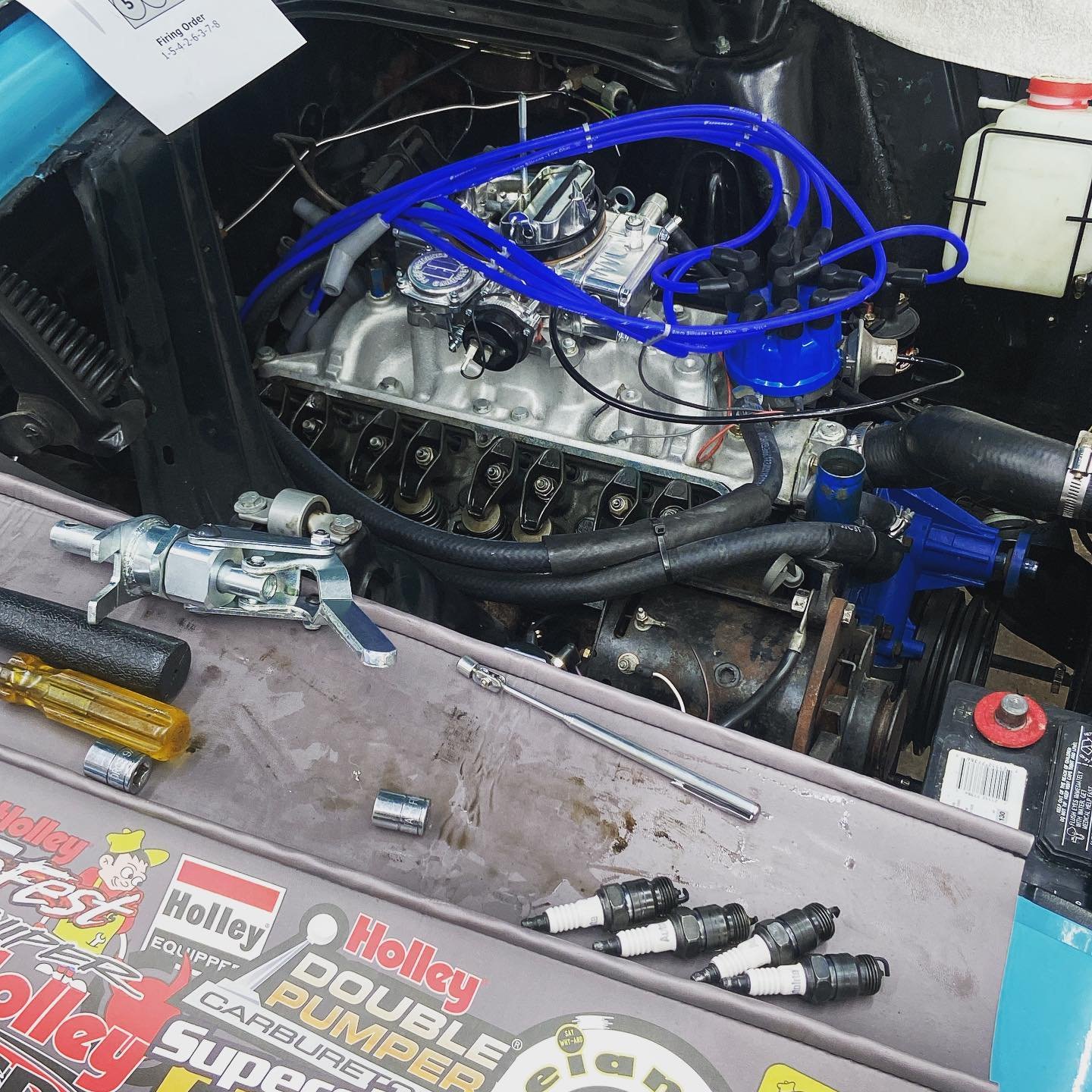 Starting to wonder when this is going to get fun again. Just me?
.
.
.
#hotrod #classic #classiccar #carsofinstagram #classicford #fordfalcon #valve #streetrod #ratrod #maintenance #edelbrock #holley #ford260 #v8