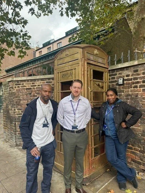 Help us give these iconic K6 phone boxes a new life! ποΈπ¦
Our students are renovating them for the community – library, planter, defibrillator… or your idea? Drop your suggestions below and help shape Hackney’s newest community hu