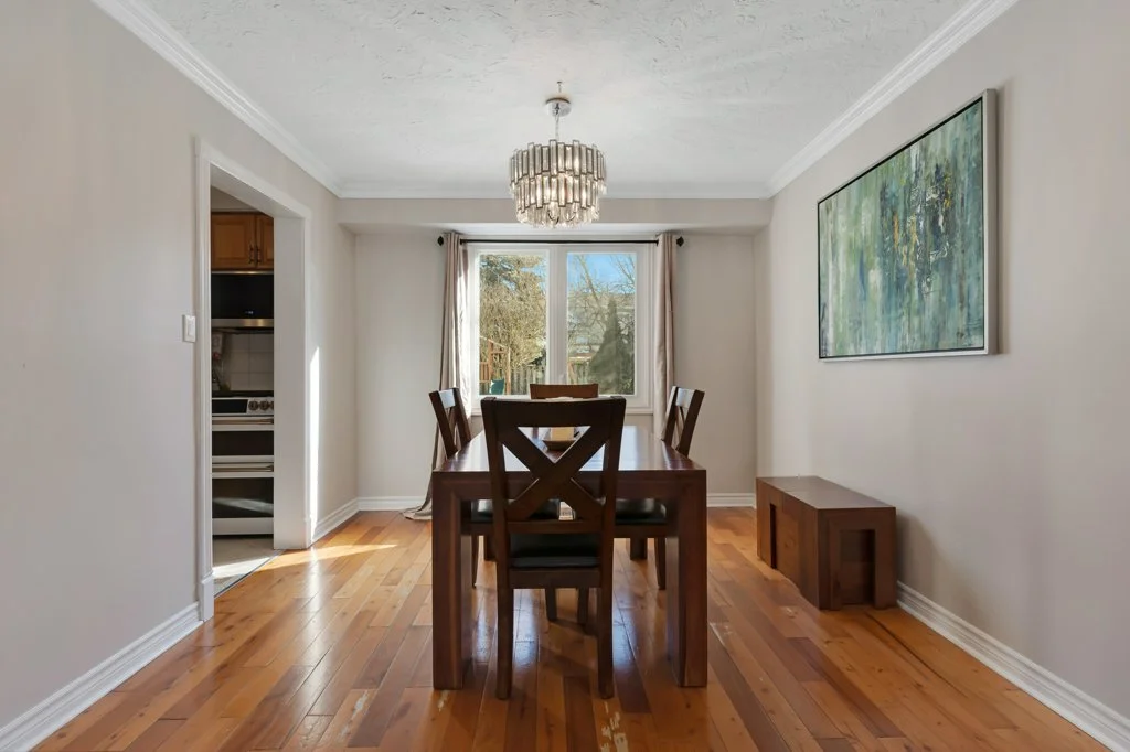 015-41 Delevan Dr-15_m.jpg