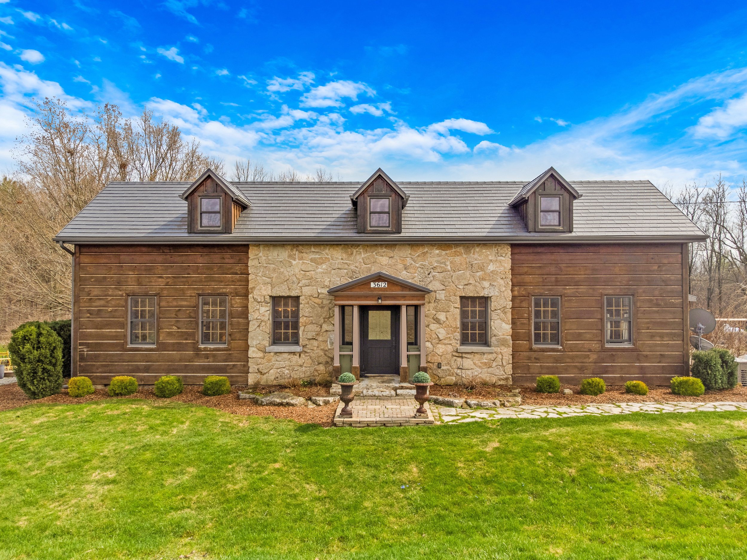 3612 Indian Trail, Ancaster