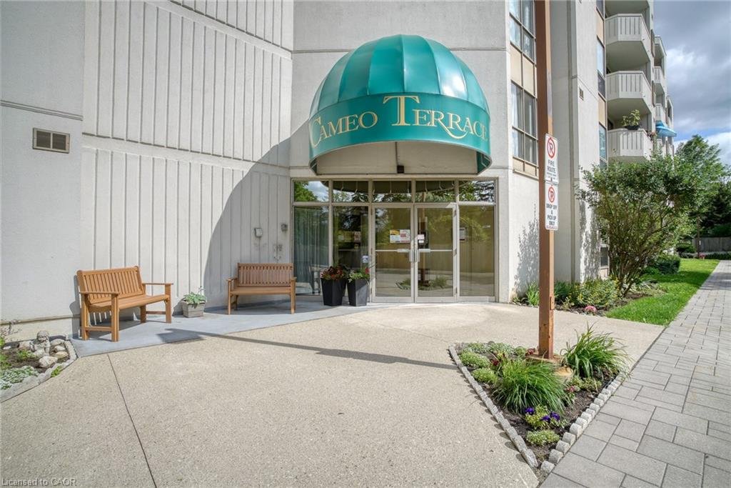 505-3267 King Street E, Kitchener