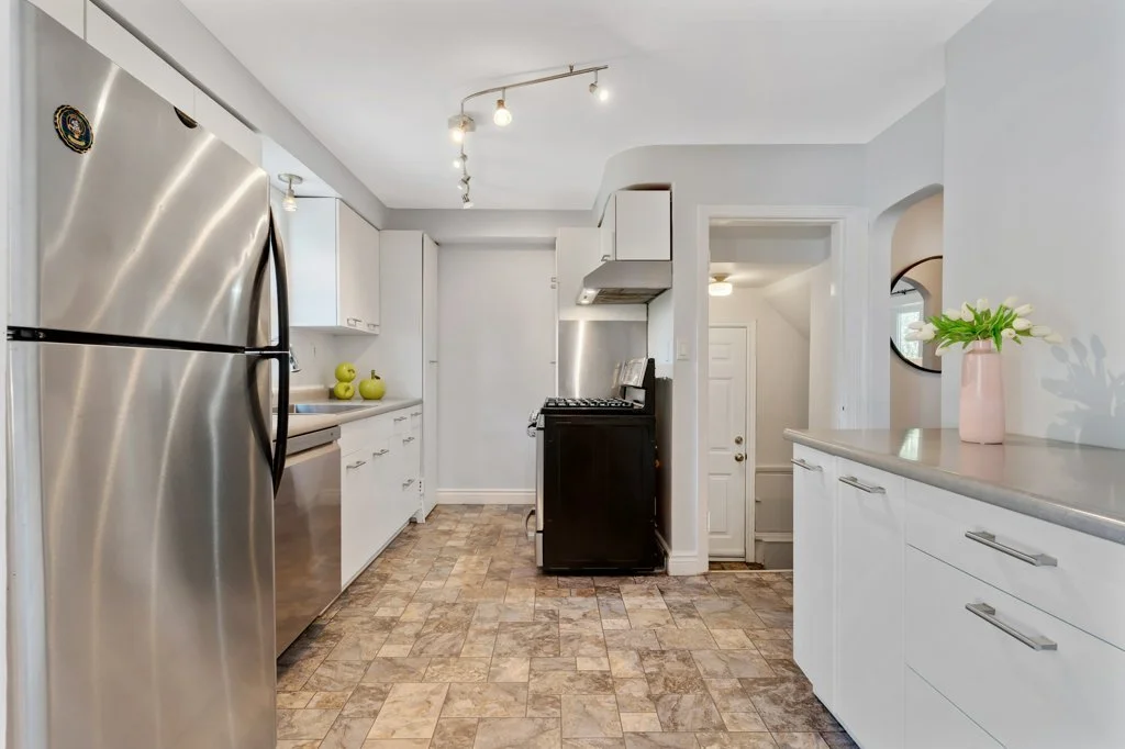 020-161 Hedley St-20_m.jpg