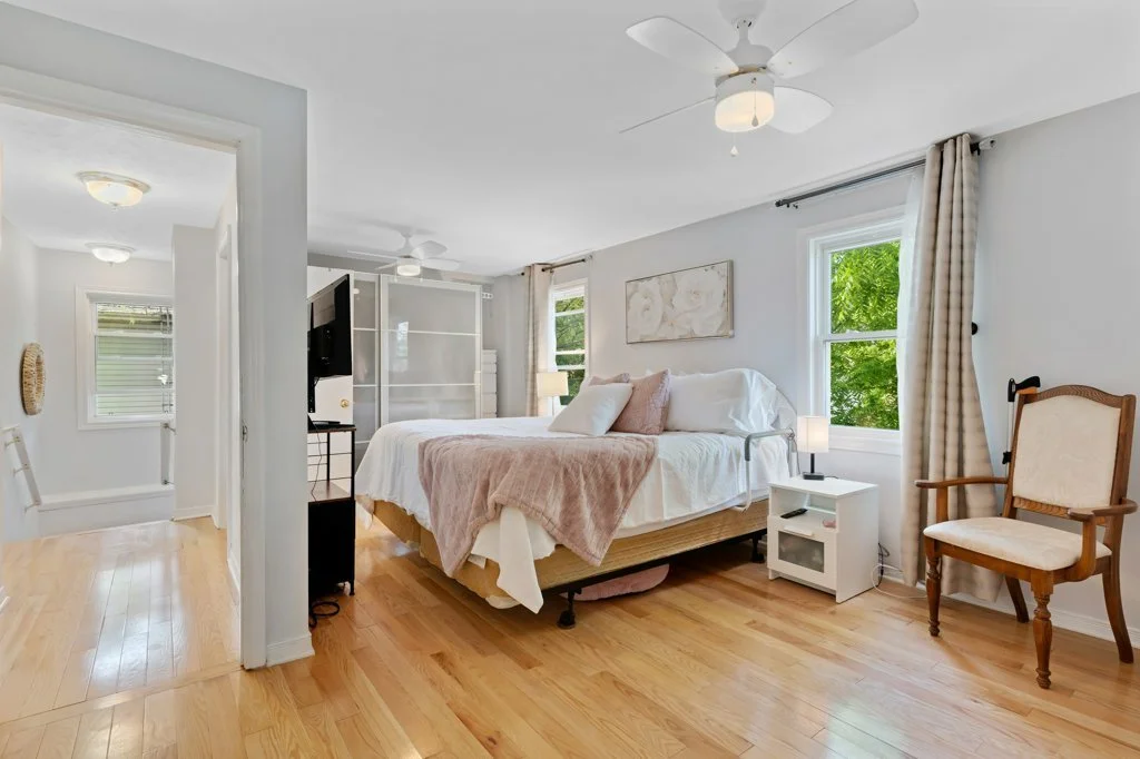 024-161 Hedley St-24_m.jpg