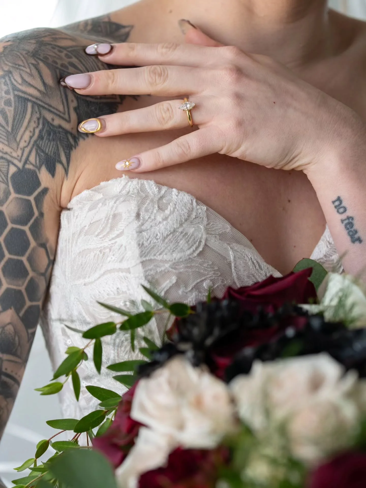 《 The morning started with details, her shoes lined up next to a soft veil, perfume resting on the invitation suite, rings catching light like little promises. Across the hall, his cufflinks clicked into place, the watch he&rsquo;s saved for this day