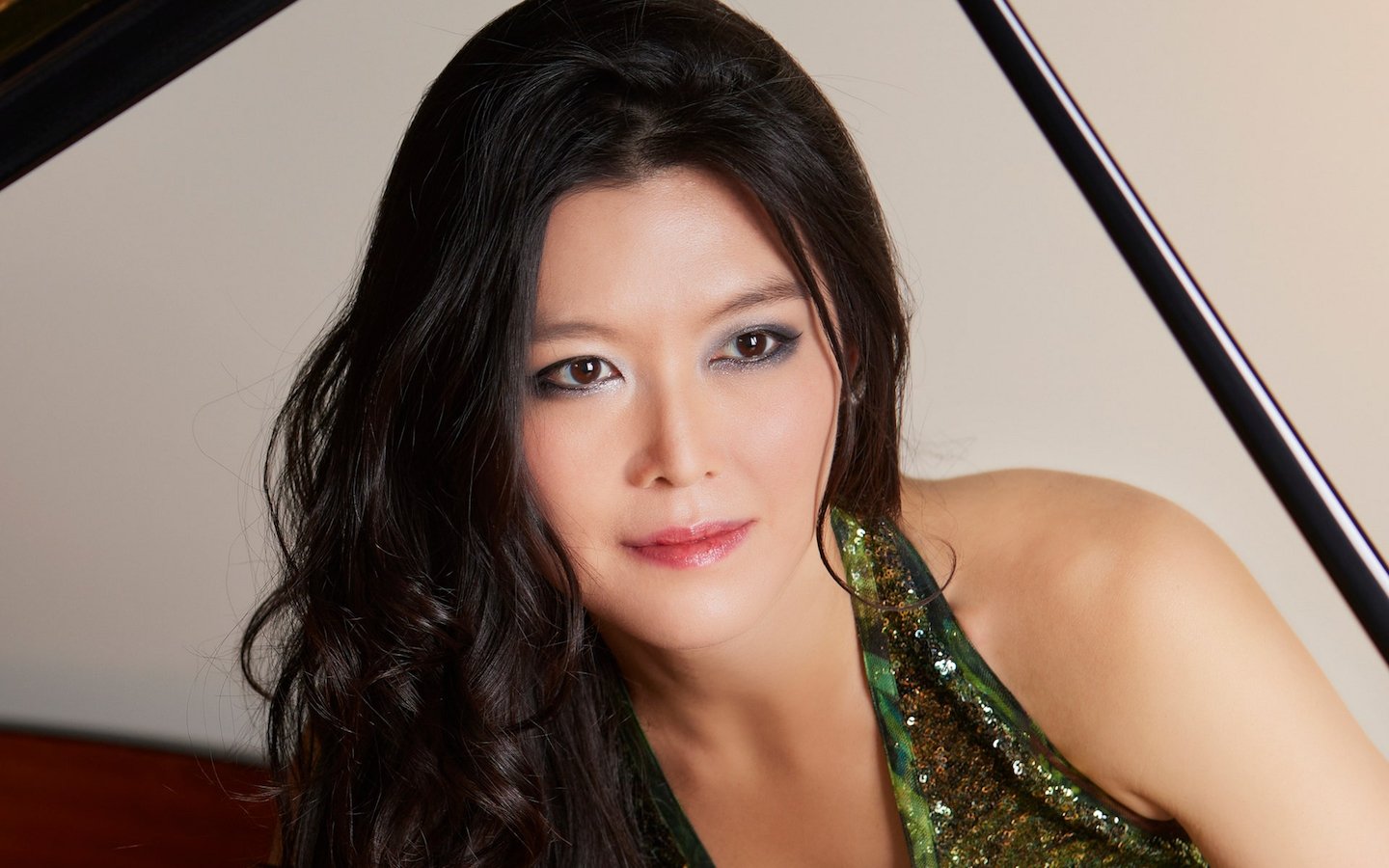 Bangkok Post & Prestige Magazine Preview Weiyin’s Return to the Royal Bangkok Symphony Orchestra Tomorrow