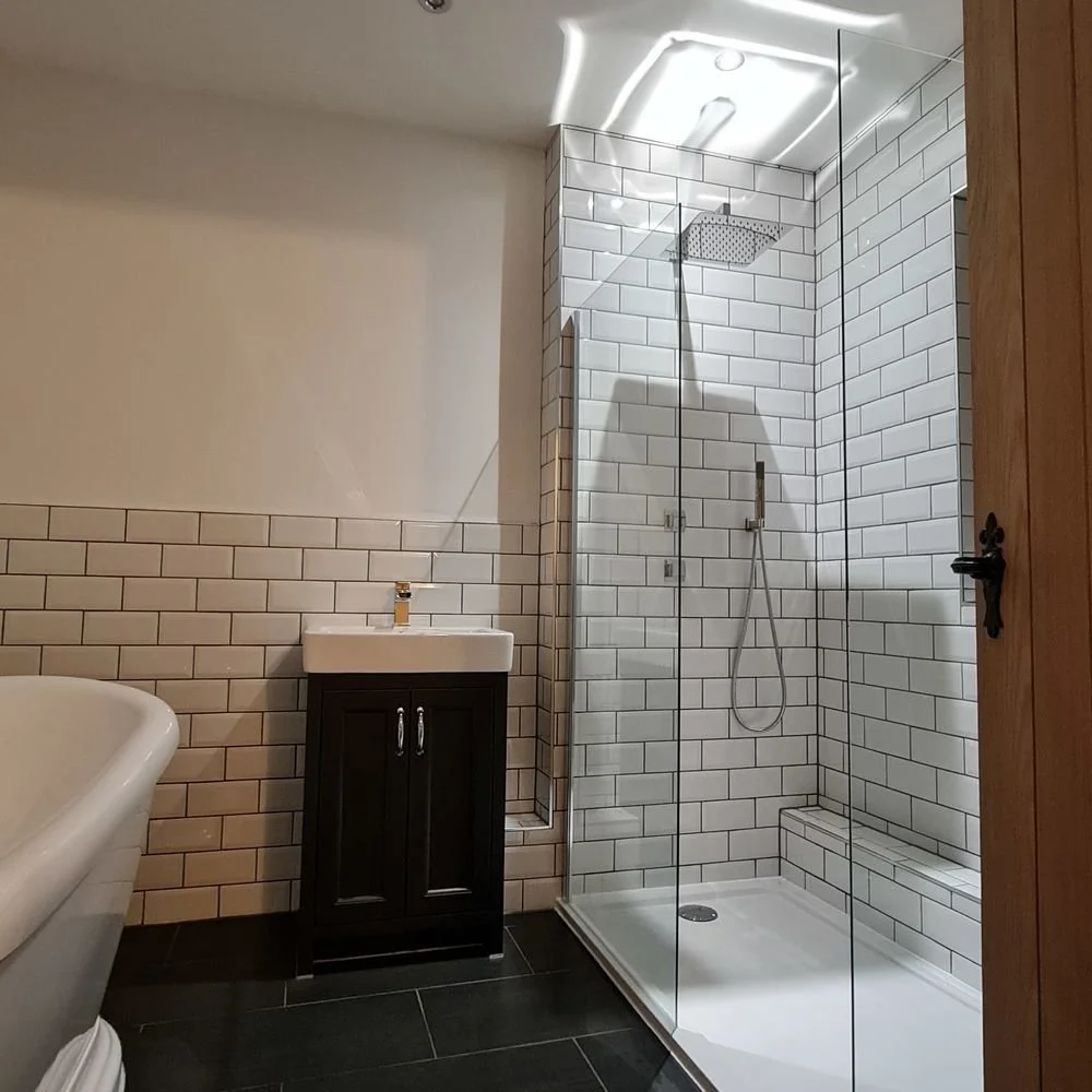 Jens bathroom 2.jpg