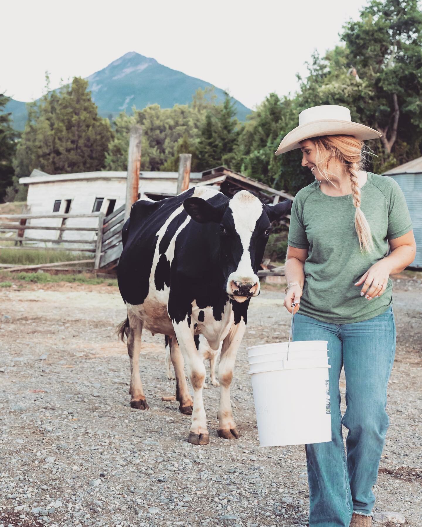 June is national Dairy Month! 

Milkshake just stopping by to let y&rsquo;all know Dairy is the OG local food 🐄

Pick up a gallon of milk in any grocery store and know that it was produced within a 100 miles of that store 🥛

It&rsquo;s also FRESH. 