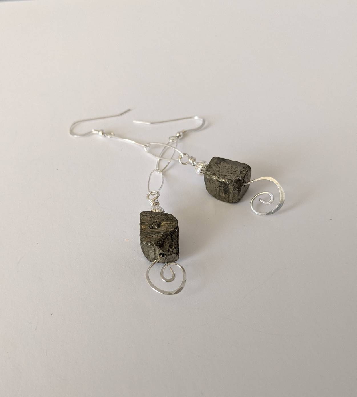 https://i.etsystatic.com/5487151/r/il/d807ee/3121907011/il_fullxfull.3121907011_ofb8.jpg