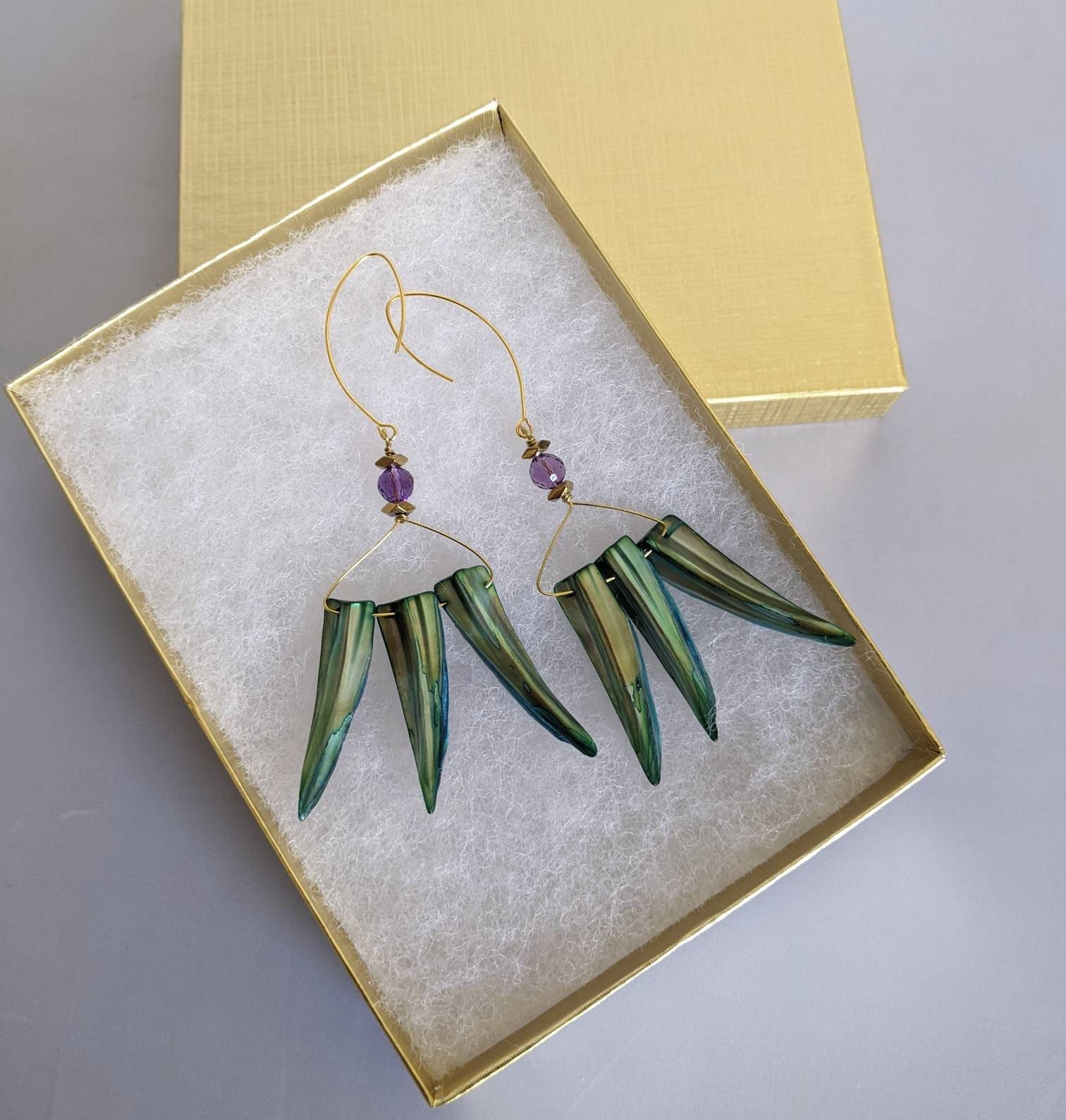 https://i.etsystatic.com/5487151/r/il/acc3a9/3926070643/il_fullxfull.3926070643_maj5.jpg