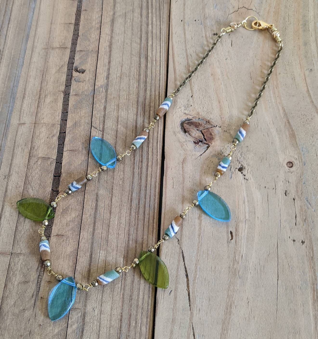 https://i.etsystatic.com/5487151/r/il/88e9cf/3907318235/il_fullxfull.3907318235_rgze.jpg
