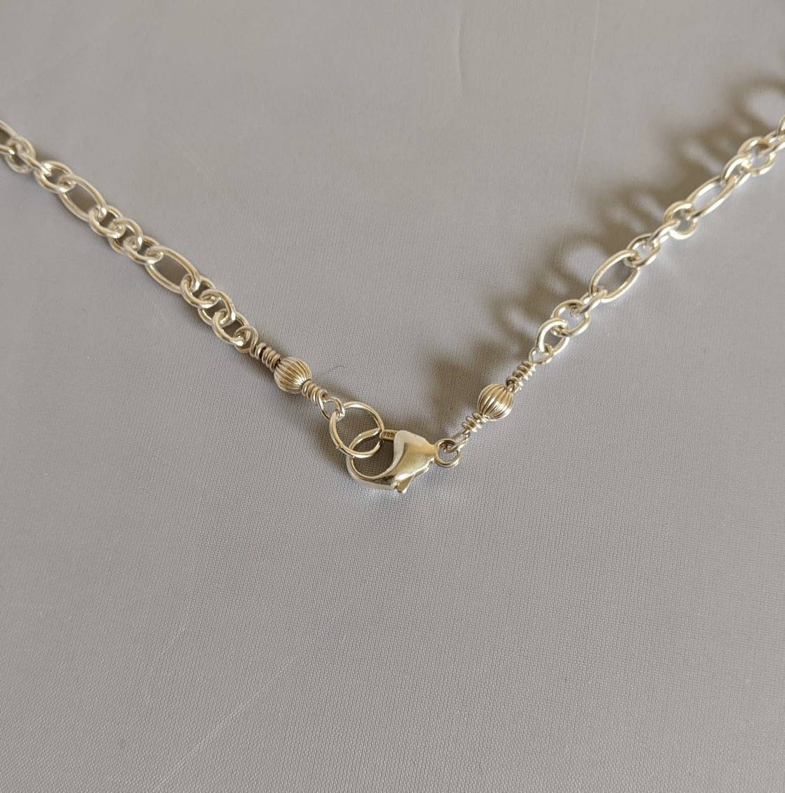 https://i.etsystatic.com/5487151/r/il/fb918f/3805965247/il_fullxfull.3805965247_j6f8.jpg