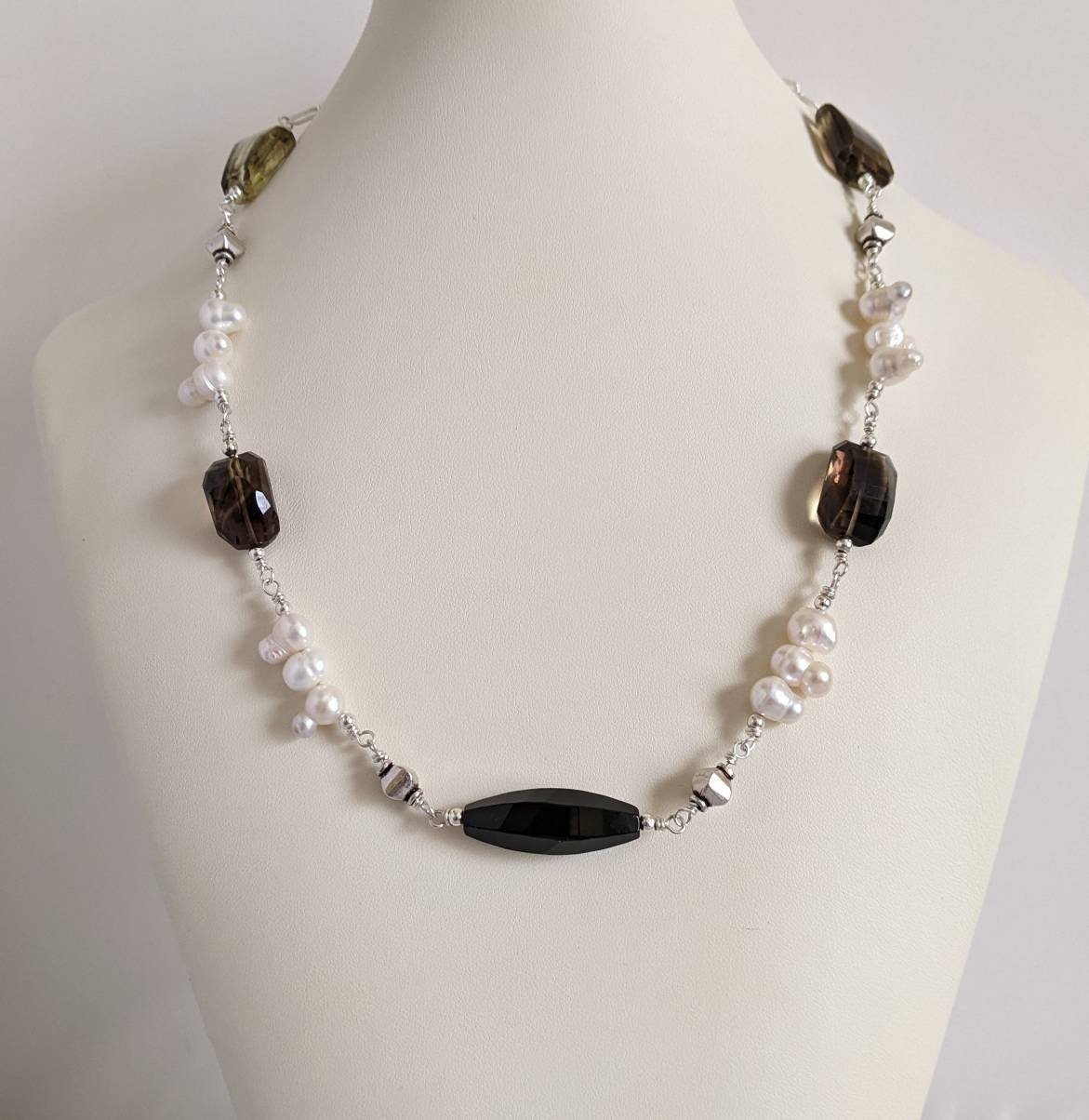 https://i.etsystatic.com/5487151/r/il/bb9fb8/3798675867/il_fullxfull.3798675867_r5oa.jpg