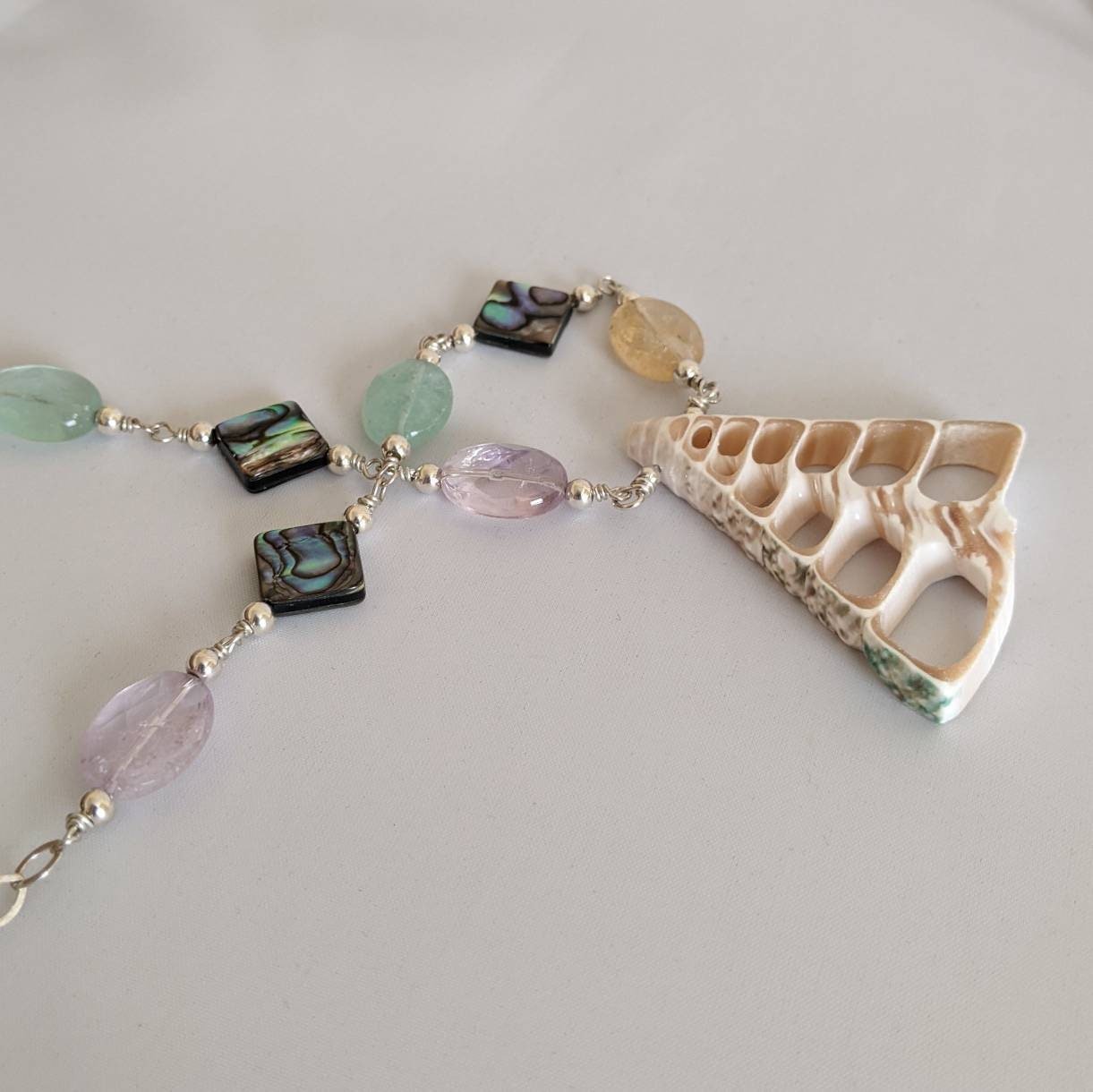 https://i.etsystatic.com/5487151/r/il/441e4d/3711339233/il_fullxfull.3711339233_1wj4.jpg