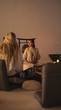 imgi_60_Den+Meditation+-+Julia+Quena+Kavi+-+Private+Sound+Bath+-+Los+Angeles+-+California+2.jpg