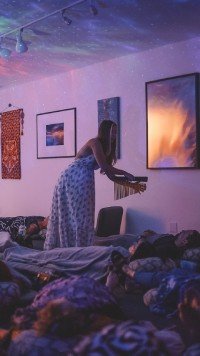 imgi_64_Den+Meditation+-+Los+Angeles+-+California+-+private+-+corporate+-Sound+Bath+-+Psychic+Mediumship+Reading+Lecture+-+Manna+Dabholkar+3.jpg