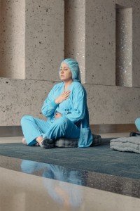 imgi_68_Den+Meditation+-+Mental+Health+-+MLK+hospital+-+Los+Angeles+-+California+-+Nurse+Meditating.jpg