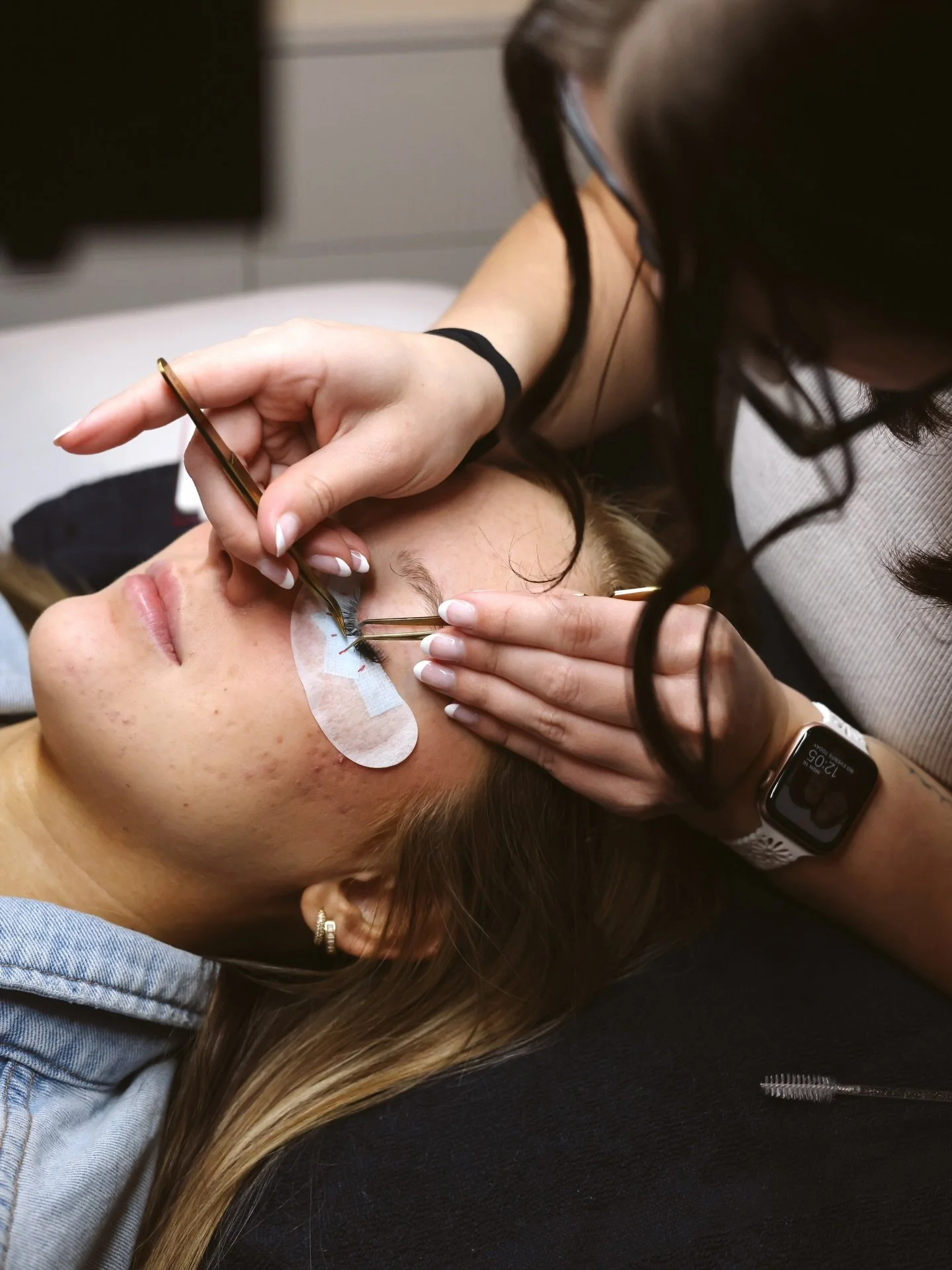 Lash extensions are the easiest way to feel put together this spring! Savannah customizes every set to your eye shape whether you love a soft and natural look or a more full, dramatic set. 

Book with Savannah for your spring set 🤍

#tacomalashes #t