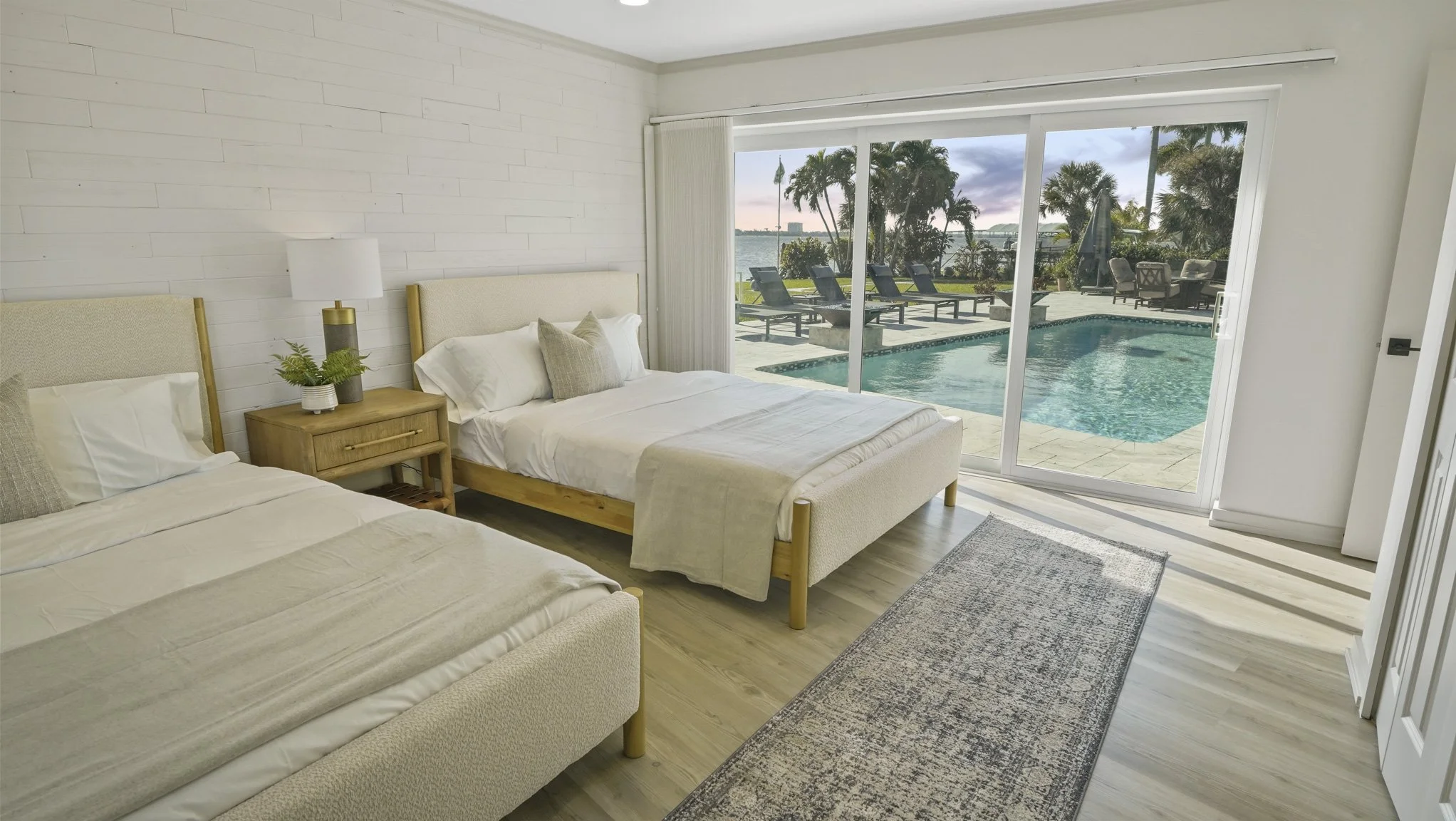 3735 SE 21st-09401.jpg