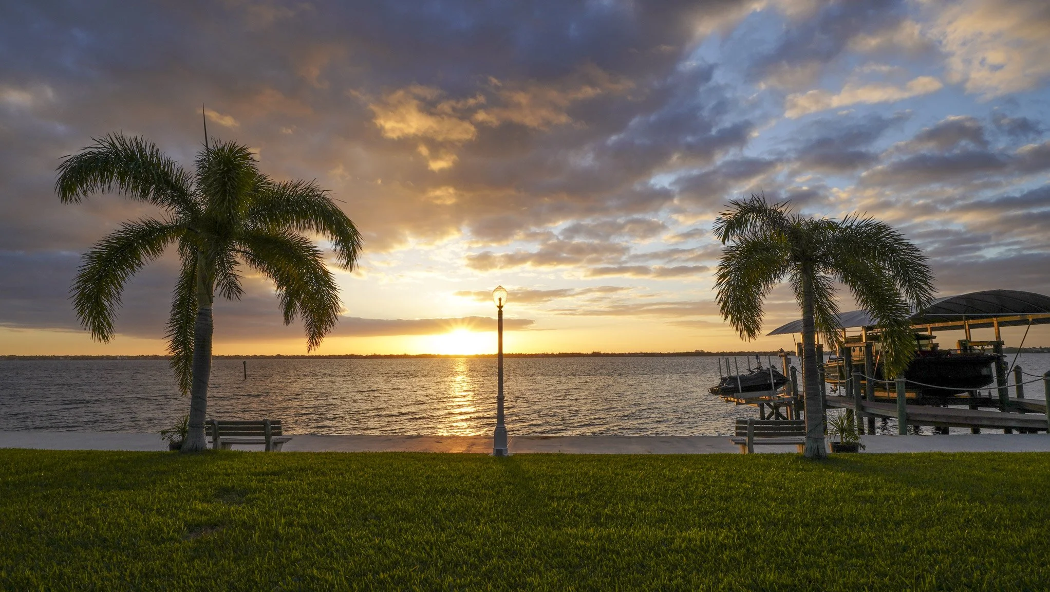 3735 SE 21st - SUNRISE-09124.jpg