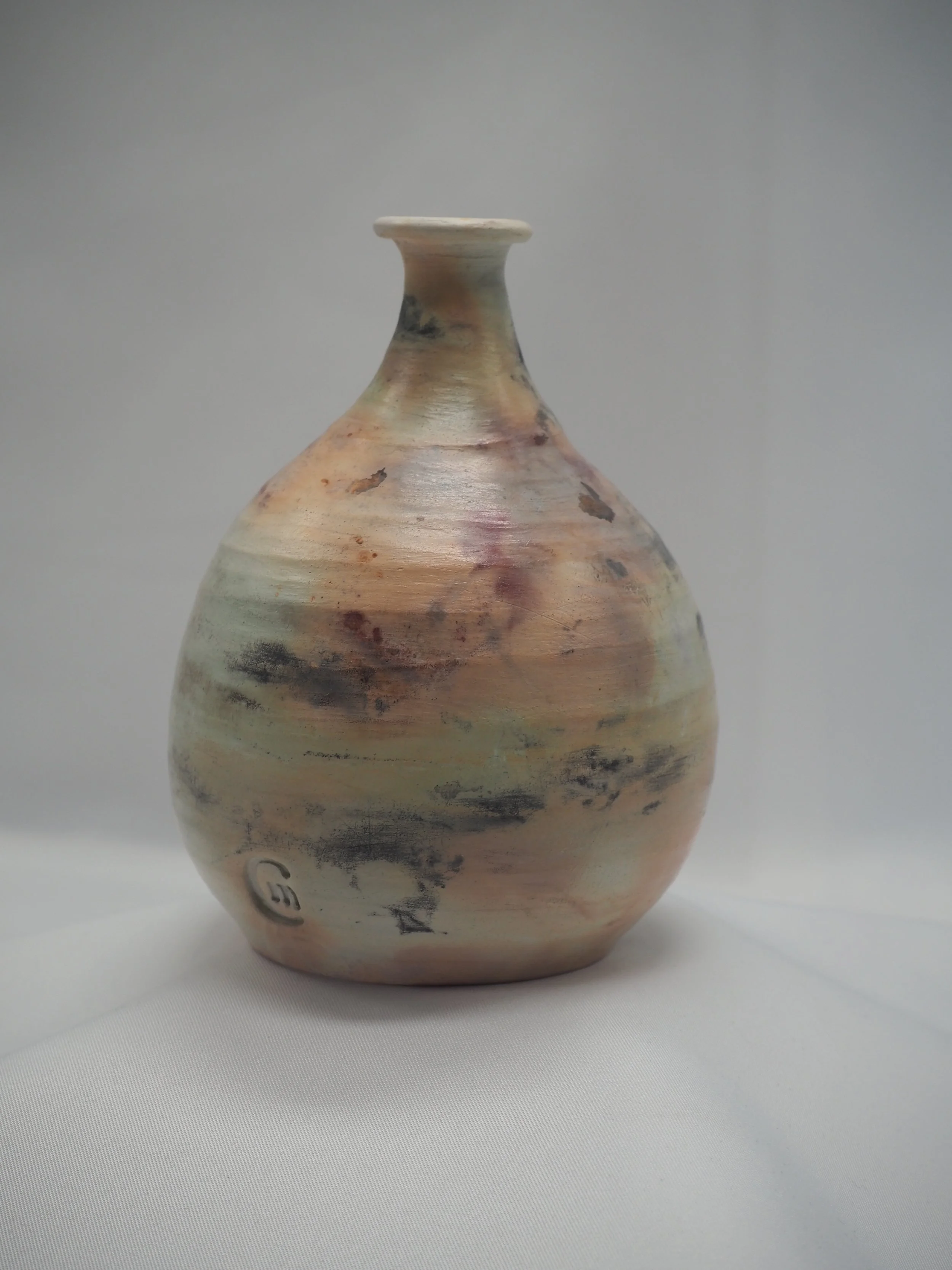 Test small vase 4 - 10 cm high. - From the 'saggar in the city' range - 'a second sultry time' - white earthenware saggar fired in aluminium and terracotta flowerpot - with copper carbonate, soapy steel wool, cobalt carbonate, curly steel wool, vitam