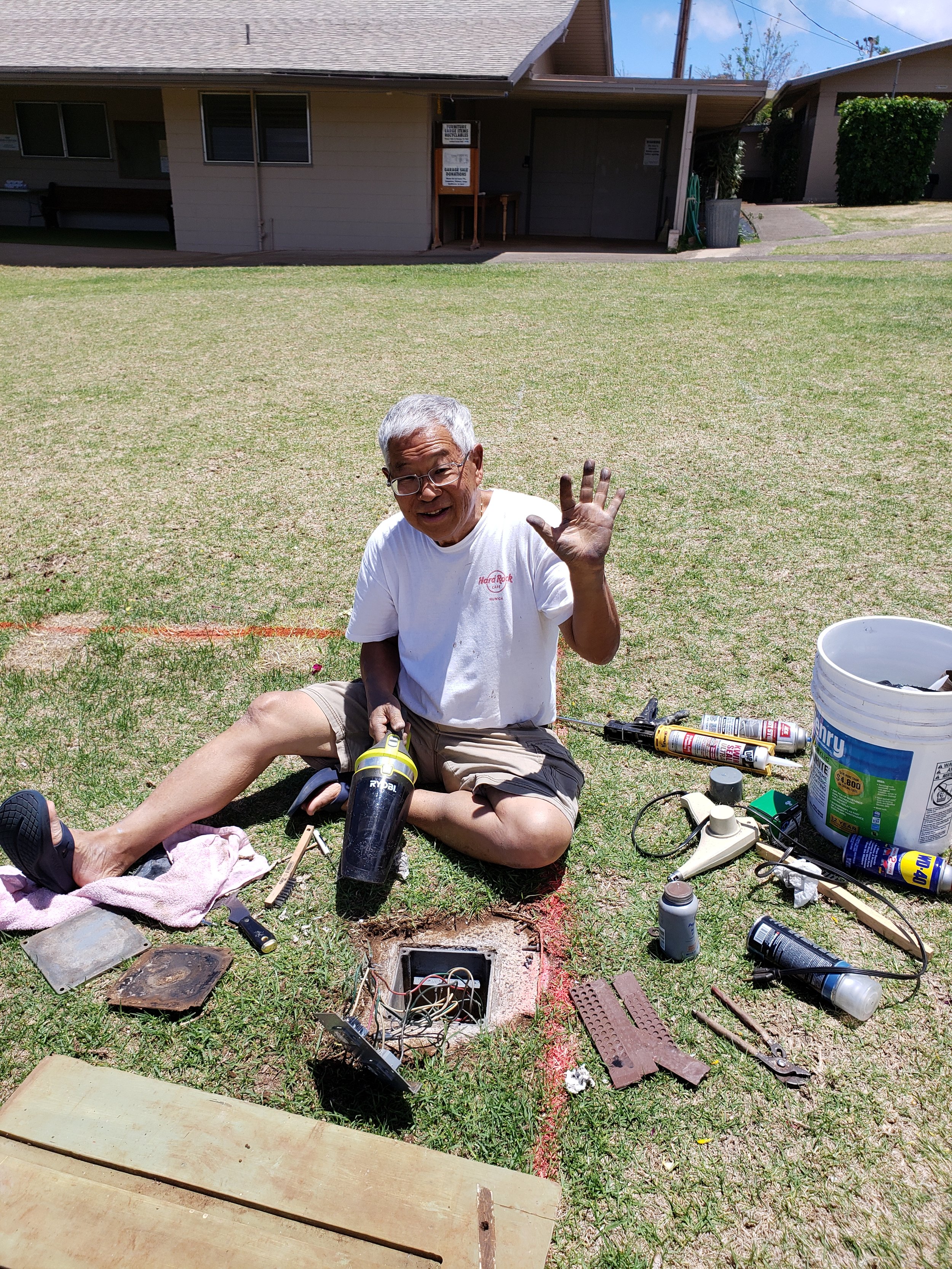   MAHALO Lyman for fixing electrical for yagura and chochin lights!!!  