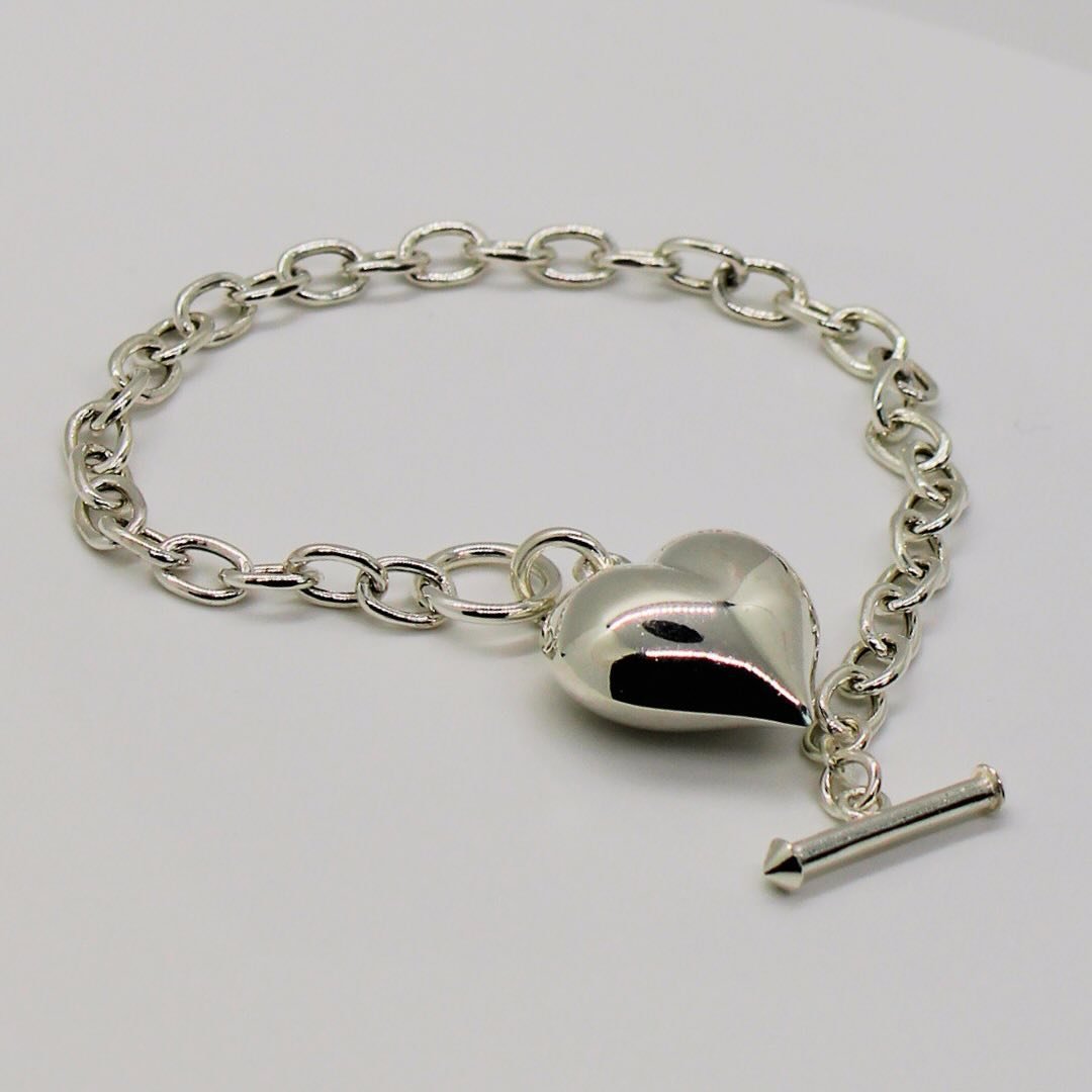 We are back with a special collection ✨

 Sterling Silver bracelet 

jewelry handmade with high-quality raw materials,

raw materials from @halsteadjewelrysupplies &amp; @riogrande

#zubaidahboutique #madewithloveinsaltlakecity
#zubaidahboutiqueworks