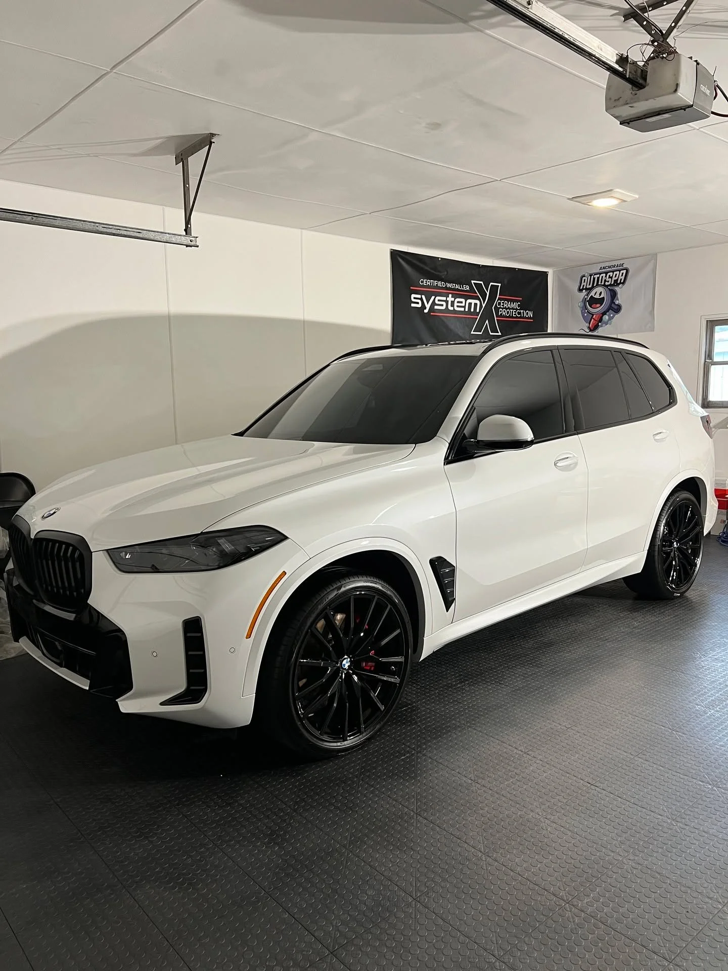 Just wrapped up a ceramic coating on this 2025 BMW X5, giving it a deep gloss and long-lasting protection. Even though it&rsquo;s a new vehicle, light paint correction was needed to eliminate minor surface defects and prep the paint. This crucial ste