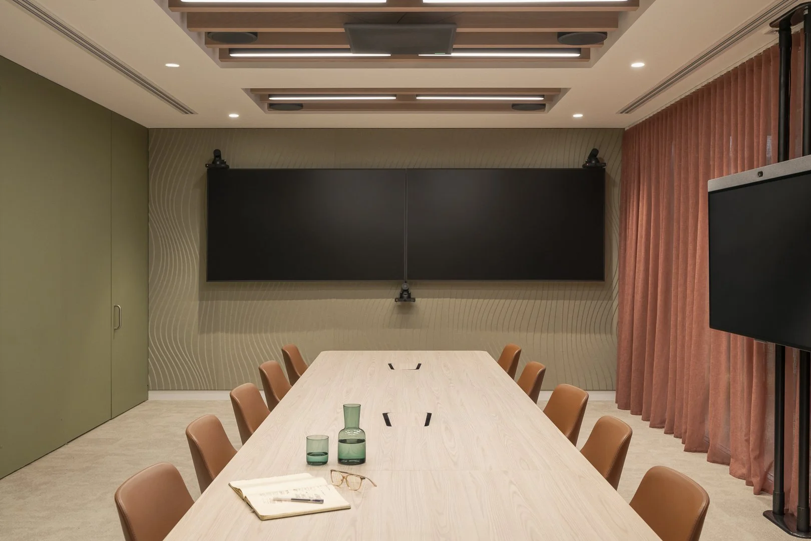 Zoom Workplace_SML-15.jpg