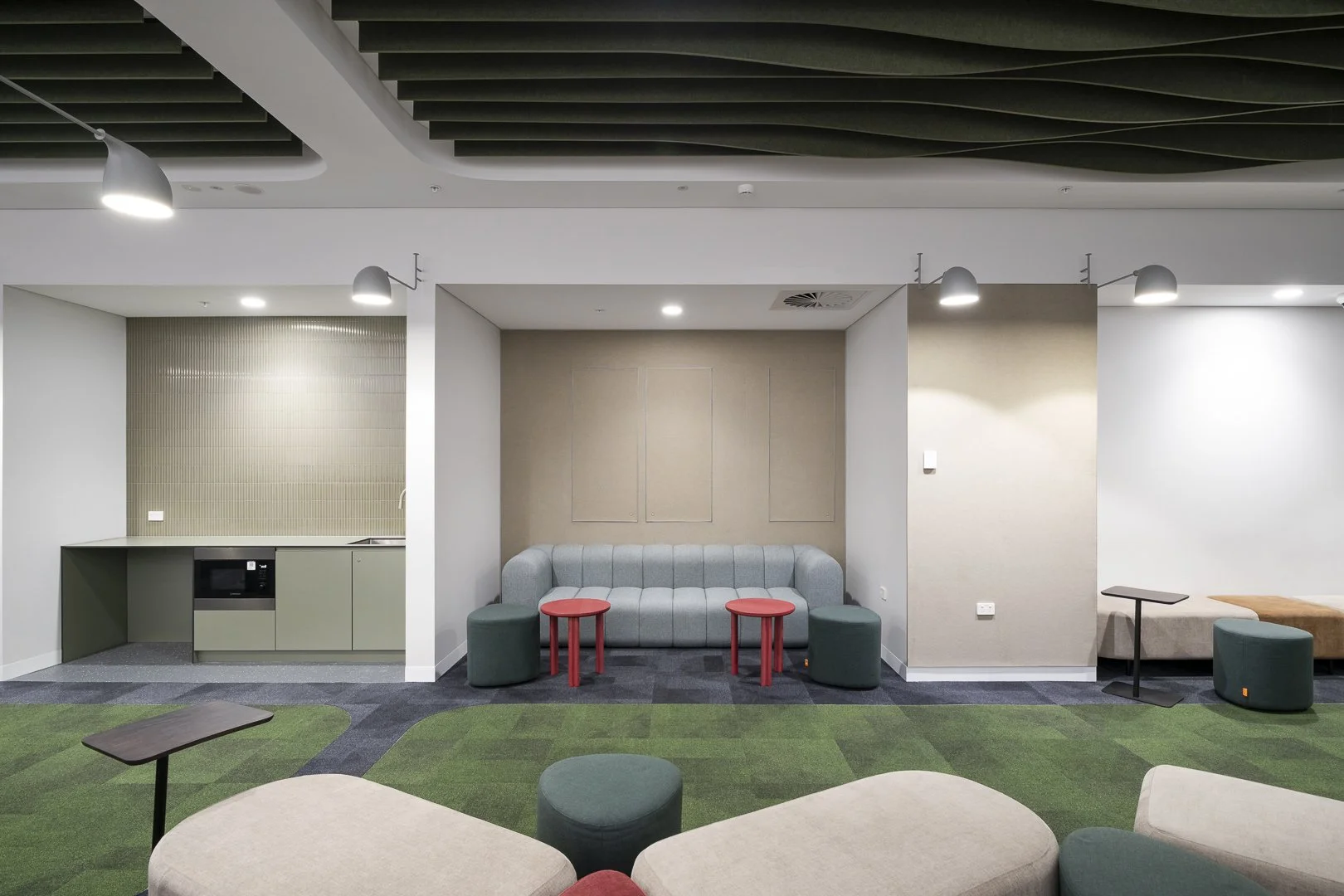 UTS SLH CB07_SML-2.jpg