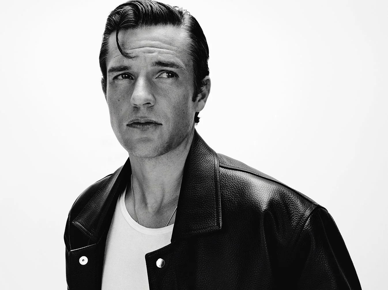 EH_Brandon_Flowers_shot 4_002f1_lg.jpg